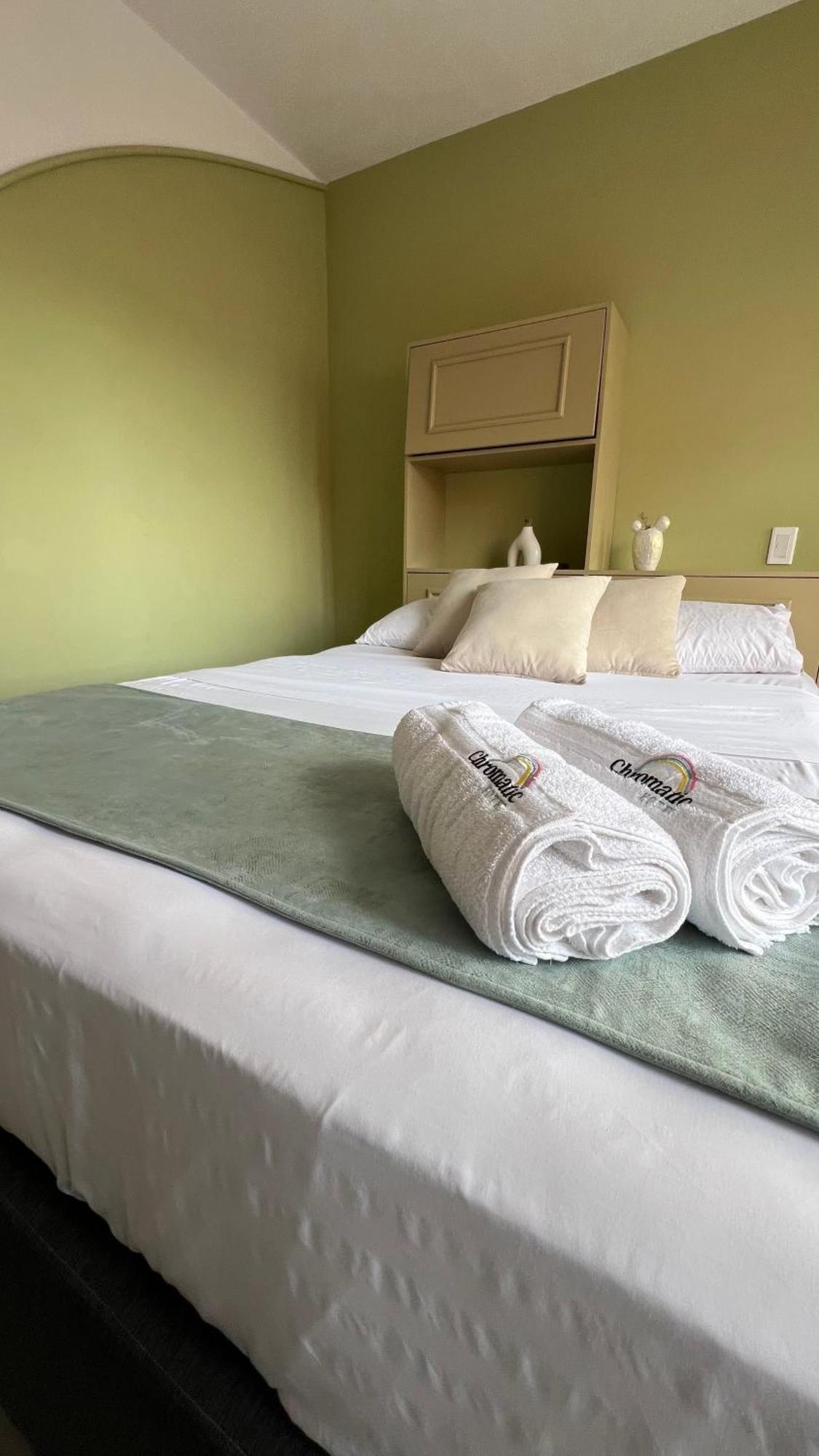 Hotel Chromatic Guatape Luaran gambar