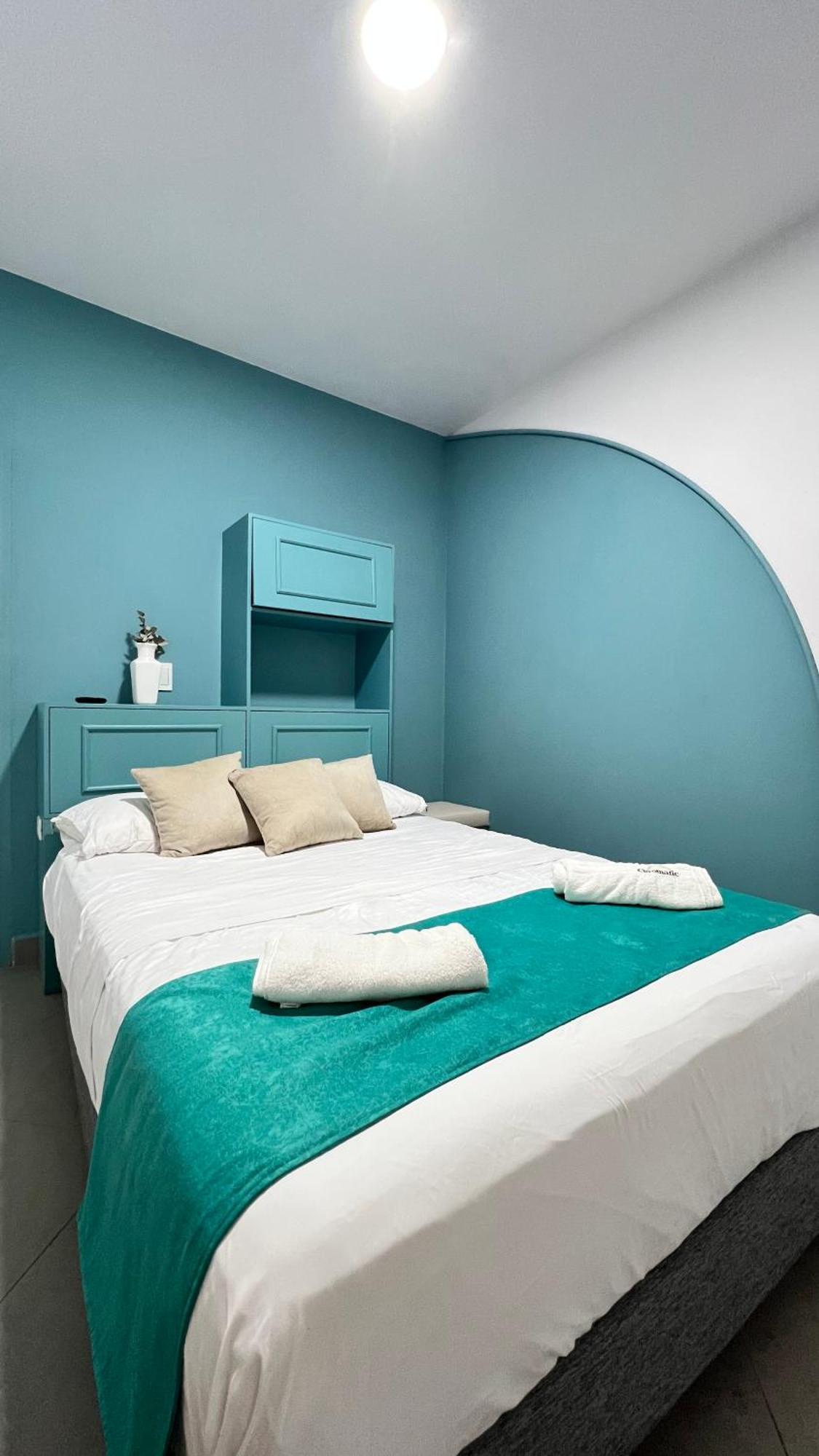 Hotel Chromatic Guatape Luaran gambar