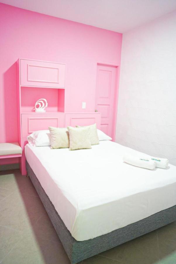 Hotel Chromatic Guatape Luaran gambar